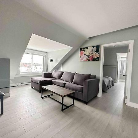 Unique Modern Luxury 2 Bedroom Apartment Rental Chapleau Extérieur photo